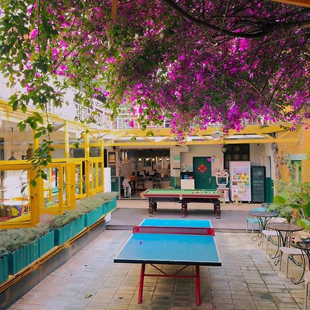 The Cloudland International Youth Hostel Close To The City Center,10 Min Walks To The Subway, Close To The Night Market, Old Street, Green Lake, English-Speaking Service, Free Activity Convenient Payment And Visa Cards Are Accepted Côn Minh Ngoại thất bức ảnh