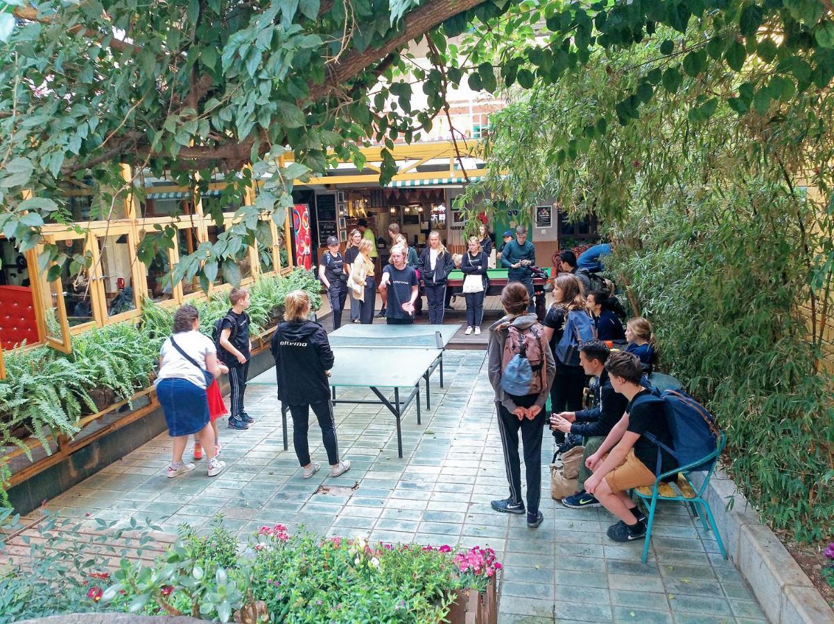 The Cloudland International Youth Hostel Close To The City Center,10 Min Walks To The Subway, Close To The Night Market, Old Street, Green Lake, English-Speaking Service, Free Activity Convenient Payment And Visa Cards Are Accepted Côn Minh Ngoại thất bức ảnh