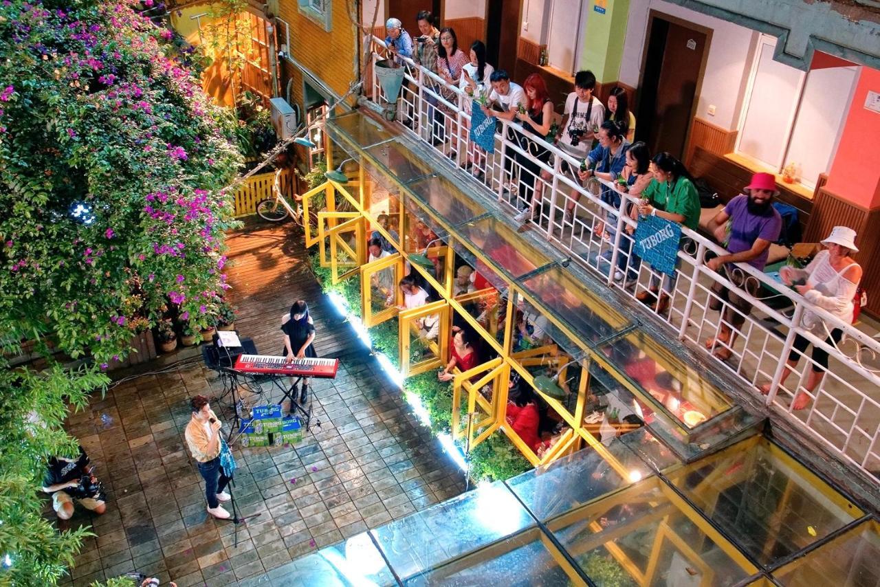 The Cloudland International Youth Hostel Close To The City Center,10 Min Walks To The Subway, Close To The Night Market, Old Street, Green Lake, English-Speaking Service, Free Activity Convenient Payment And Visa Cards Are Accepted Côn Minh Ngoại thất bức ảnh