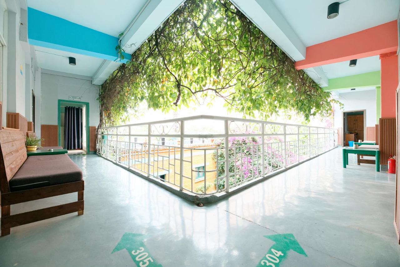 The Cloudland International Youth Hostel Close To The City Center,10 Min Walks To The Subway, Close To The Night Market, Old Street, Green Lake, English-Speaking Service, Free Activity Convenient Payment And Visa Cards Are Accepted Côn Minh Ngoại thất bức ảnh